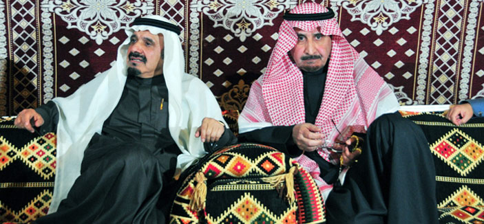 حمد القاضي ومنصور الخضيري يشيدان بمهرجان الغضا بعنيزة 