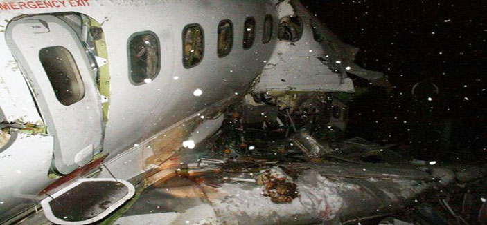 العثور على الطائرة النيبالية متحطمة وانتشال 16 جثة من موقع الحطام 