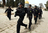 قوات إسرائيلية تقتحم الأقصى وتعتقل المرابطين بداخله