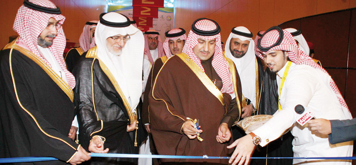 نائب أمير منطقة الرياض رعى المؤتمر الطّبي الدولي للجمعية السعودية للأذن والحنجرة 