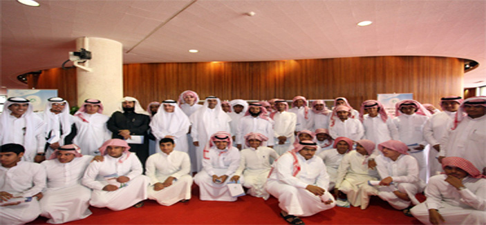 معهد الإدارة العامة يستضيف 250 طالب ثانوي من مدارس الرياض 