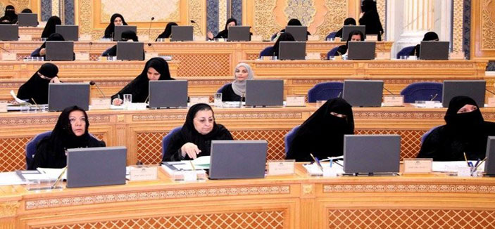 السعوديات يشغلن العديد من المناصب ورئاسة الجامعات وإدارات البنوك والشركات 