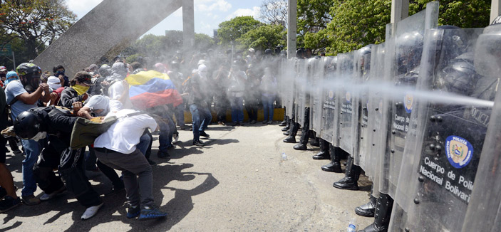 دعوات لتنظيم مظاهرات مؤيدة ومعارضة للحكومة في كراكاس 