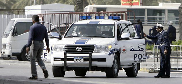 إصابة شرطيين في تفجير قنبلة في البحرين 