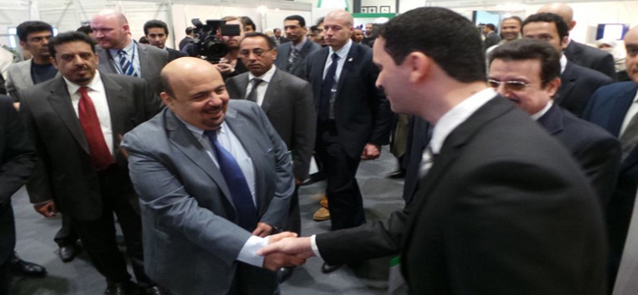 جناح مميز لجامعة المجمعة بيوم المهنة بالمملكة المتحدة 