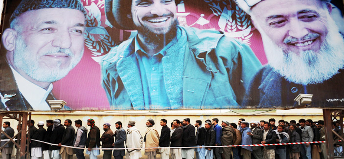 بدء انتخابات تاريخية في أفغانستان لاختيار رئيس جديد 