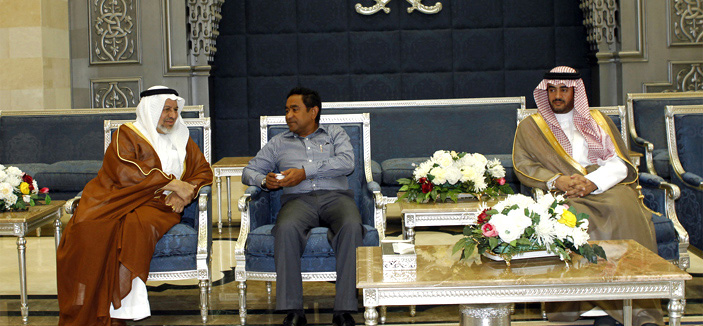 رئيس جمهورية المالديف يصل إلى جدة 