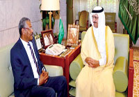 أمير الرياض يستقبل سفير جمهورية السودان