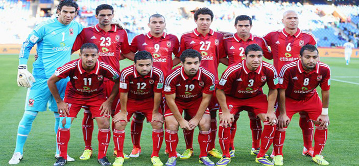 الأهلي المصري في مواجهة صعبة أمام الدفاع المغربي 