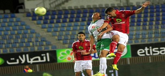 الأهلي يحقق فوزاً ضعيفاً على الدفاع المغربي بالكونفدرالية 