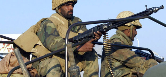 مقاتلات باكستانية تقصف مخابئ لمسلحين قرب الحدود الأفغانية 