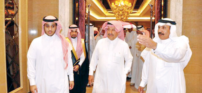 الوسط الفروسي يكرم الأمير سلطان بن محمد لدعمه طوال عقدين من الزمن ميادين الوطن 