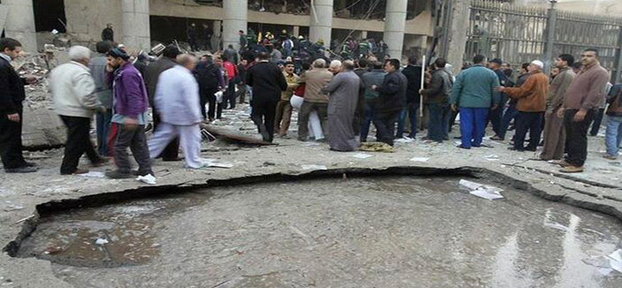 مقتل 4 وإصابة 12 في 3 تفجيرات بسيناء والقاهرة 