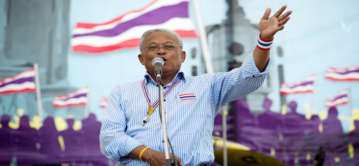 أنصار رئيسة الوزراء التايلاندية المعزولة ينظمون مسيرات دعما لها 
