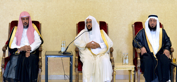 آل الشيخ يلتقي رؤساء وأعضاء مراكز فرع الرئاسة العامة بمنطقة حائل 