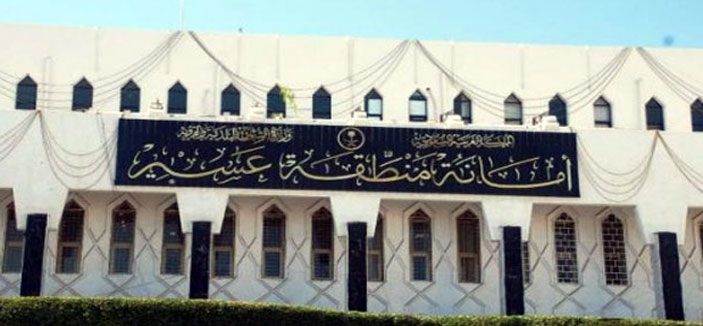 بحث توسعة طريق الملك فهد وصيانة التقاطعات والتحويلات المرورية 