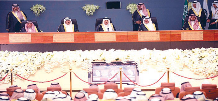 جامعة الأمير محمد بن فهد تُخرِّج الدفعة الثالثة من طلابها 