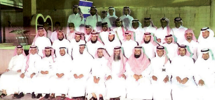 محافظ التحلية يكرم الجهات الحكومية المشاركة في إصلاح انكسار خط تغذية الرياض 