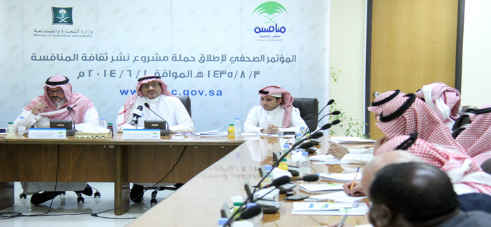 التحقيق مستمر مع شركات حليب الأطفال .. والعقوبات الجديدة دخلت حيز النفاذ 