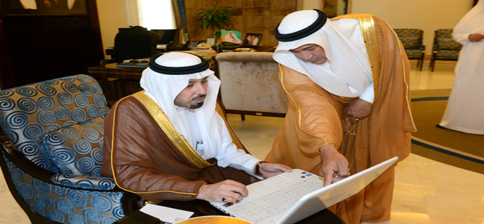 الأمير مشعل بن عبد الله يستقبل مجموعة أصدقاء التراث العمراني بجدة 