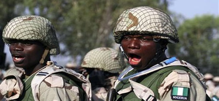 جيش نيجيريا يعتقل 486 يشتبه في انتمائهم لحركة بوكو حرام 