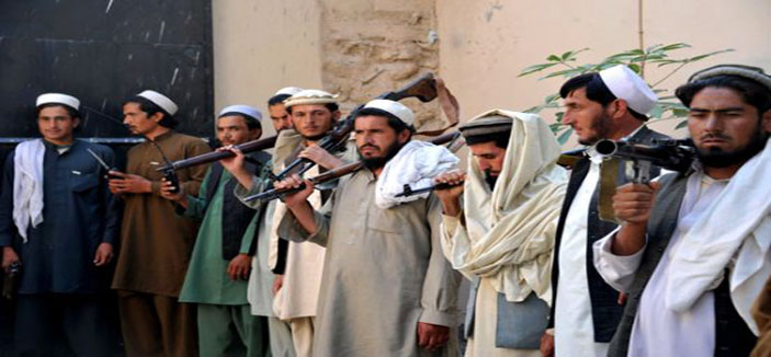 باكستان تطلب من كرزاي وقف تدفق المتمردين إلى أفغانستان 