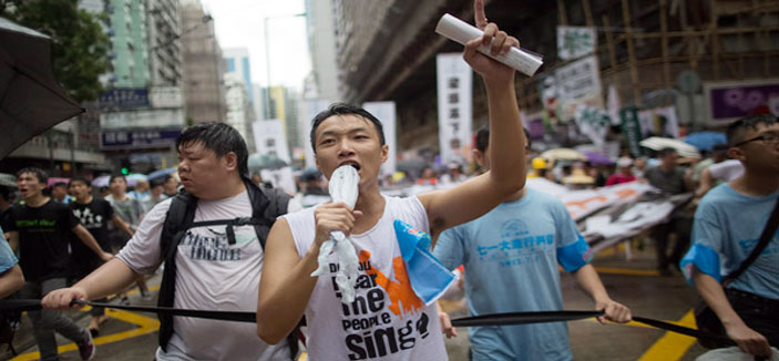مئات الآلاف يشاركون في استفتاء بشأن إصلاحات ديمقراطية في هونج كونج 
