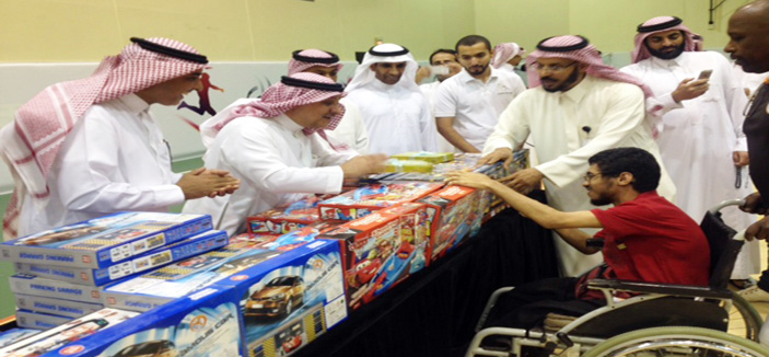 خالد بن سعد يحتفي بذوي الظروف الخاصة ويؤكد دعمه لأنشطتهم 