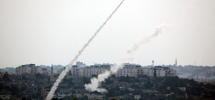 كتائب القسام تقصف تل أبيب بـ(10) صواريخ .. والقبة الحديدية تفشل في اعتراضها 