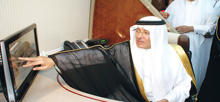 الأمير فيصل بن عبدالله يحصد جائزة العمل الإنساني والهيئة عضوا في الاتحاد الدولي 