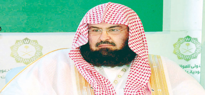 الشيخ السديس: المملكة حاربت الإرهاب بالتفاف مواطنيها حول قيادتهم 