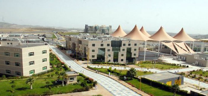 جامعة الملك خالد توقع عقودا بأكثر من (30) مليون ريال 