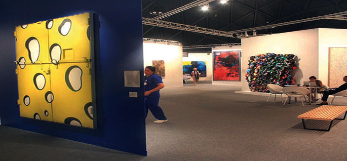 هيئة أبوظبي للسياحة والثقافة تختتم معرض «100 قطعة فنية» 