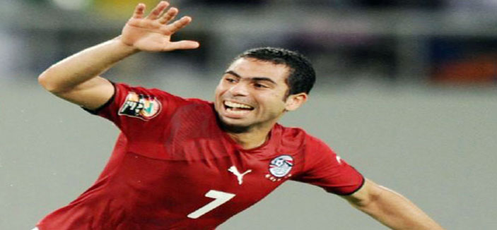 أحمد فتحي يقترب من تجديد عقده مع النادي الأهلي المصري 