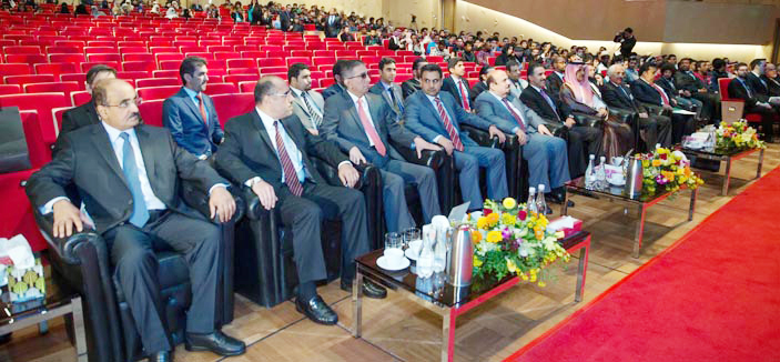 د. العنقري: وطنكم يعتز بكم وبإنجازاتكم .. ويتطلع اليوم لعودتكم 