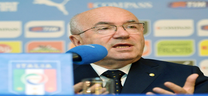 الاتحاد الأوروبي يفتح تحقيقا بحق رئيس اتحاد الكرة الإيطالي 