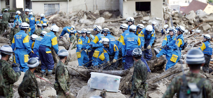 عمليات البحث مستمرة عن مفقودين بعد انزلاق التربة في هيروشيما 