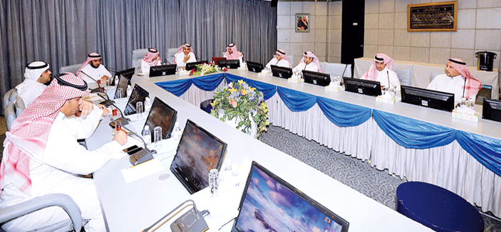 غرفة الرياض تدرس عزوف الشباب عن القطاع الخاص 