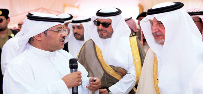 الأمير خالد الفيصل يقوم بجولة على عدد من مدارس حائل 