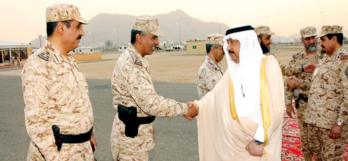 الأمير خالد بن فيصل يتفقد قوات وزارة الحرس الوطني المشاركة في الحج 