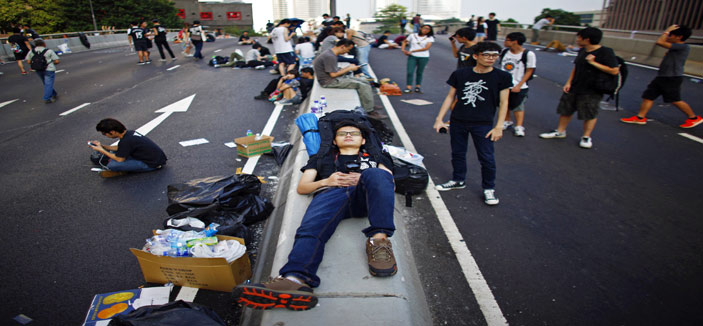 قادة احتجاجات هونج كونج يحددون مهلة نهائية لتلبية مطالبهم 