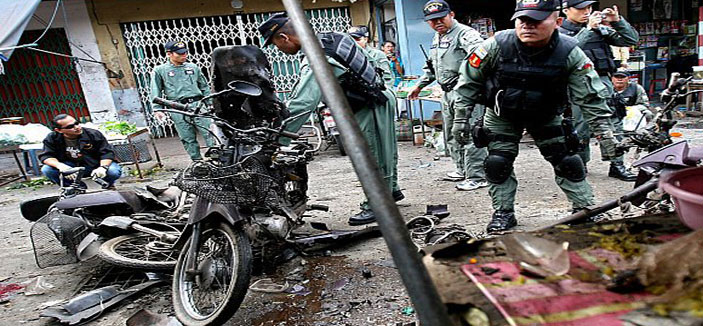 إصابة 14 شخصاً جراء انفجار قنبلة في العاصمة الماليزية  