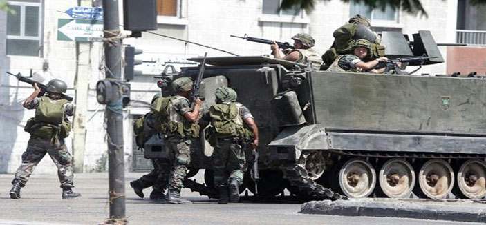 مقتل جندي في هجوم مسلح على حافلة عسكرية في شمال لبنان 