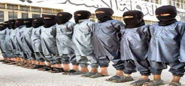 قلق من تخريج أول كتيبة أطفال إرهابية تتبع «داعش» 