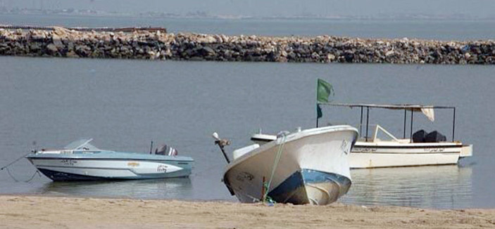 حرس حدود الشرقية يمنع القوارب من الإبحار لسوء الأحوال الجوية 
