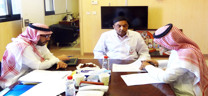 توقيع أول عقد للتشغيل الذاتي الطبي بمستشفى الدوادمي 