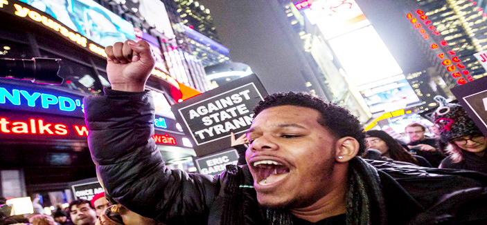 تظاهرات في نيويورك بشأن مقتل الشاب الأسود في لاية ميزوري 
