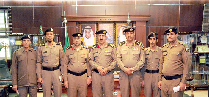 نظير تميزهم في كشف غموض قضية جنائية 