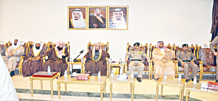 في محاضرته بشرطة المنطقة الشرقية 