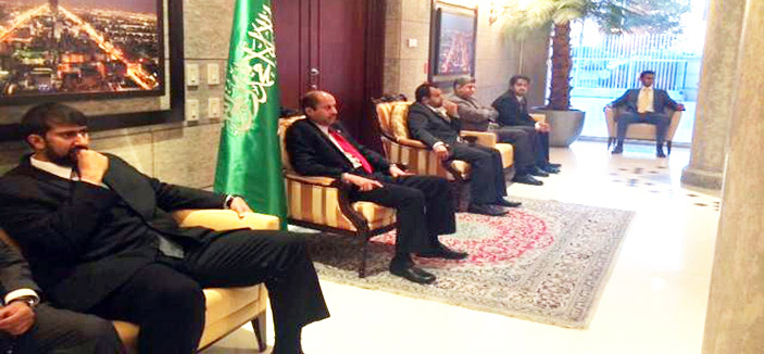 السديري استقبل عددا من المبتعثين في كندا 